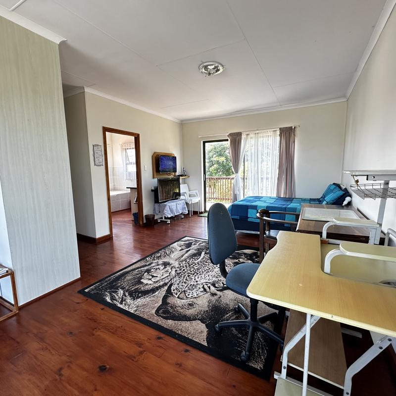 2 Bedroom Property for Sale in Fraaiuitsig Western Cape